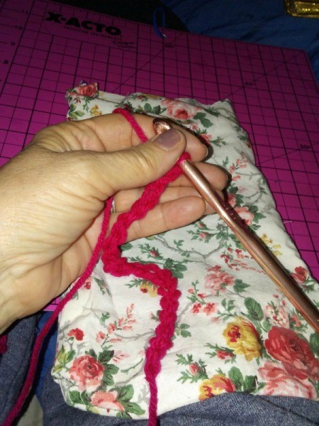 Small Fabric Bags with Crochet Drawstring - make crochet chain for drawstring