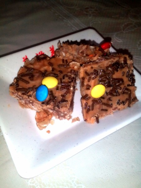 Choco Peanut-Butter Bars on plate