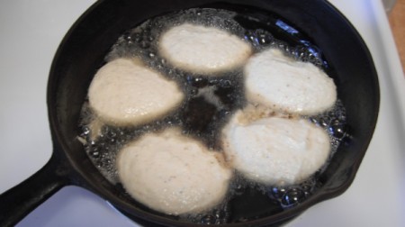 Frying corn bread in skillet