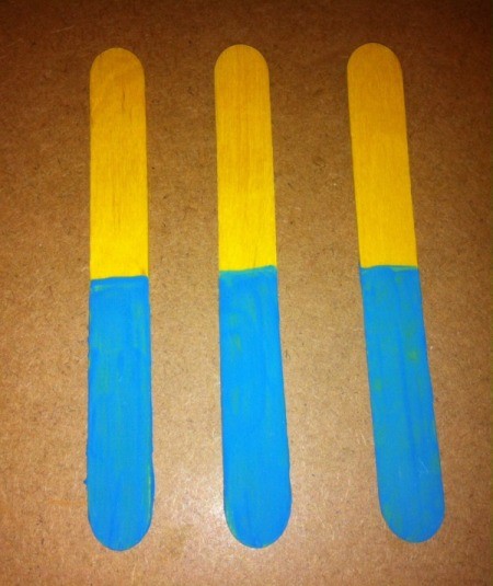 Minion Reading Pointers - paint half of each stick blue