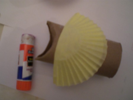 Owl Valentine - glue on folded muffin paper for wings