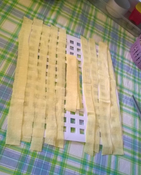 Sink Mat to Photo Frame - cut fabric strips