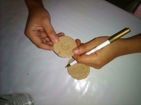 Glass Jar Candle Holder - draw or trace a smaller circle in the center just big enough for candle