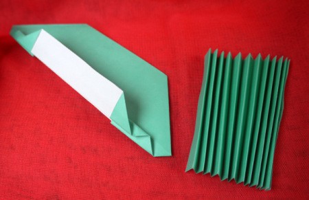 Pleated Paper Butterfly - concertina fold one side