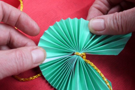 Pleated Paper Butterfly - stretch out the pleats
