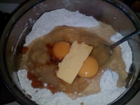 Banana Raisin Cupcakes