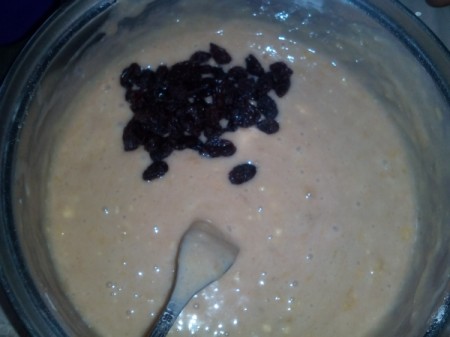 Banana Raisin Cupcakes