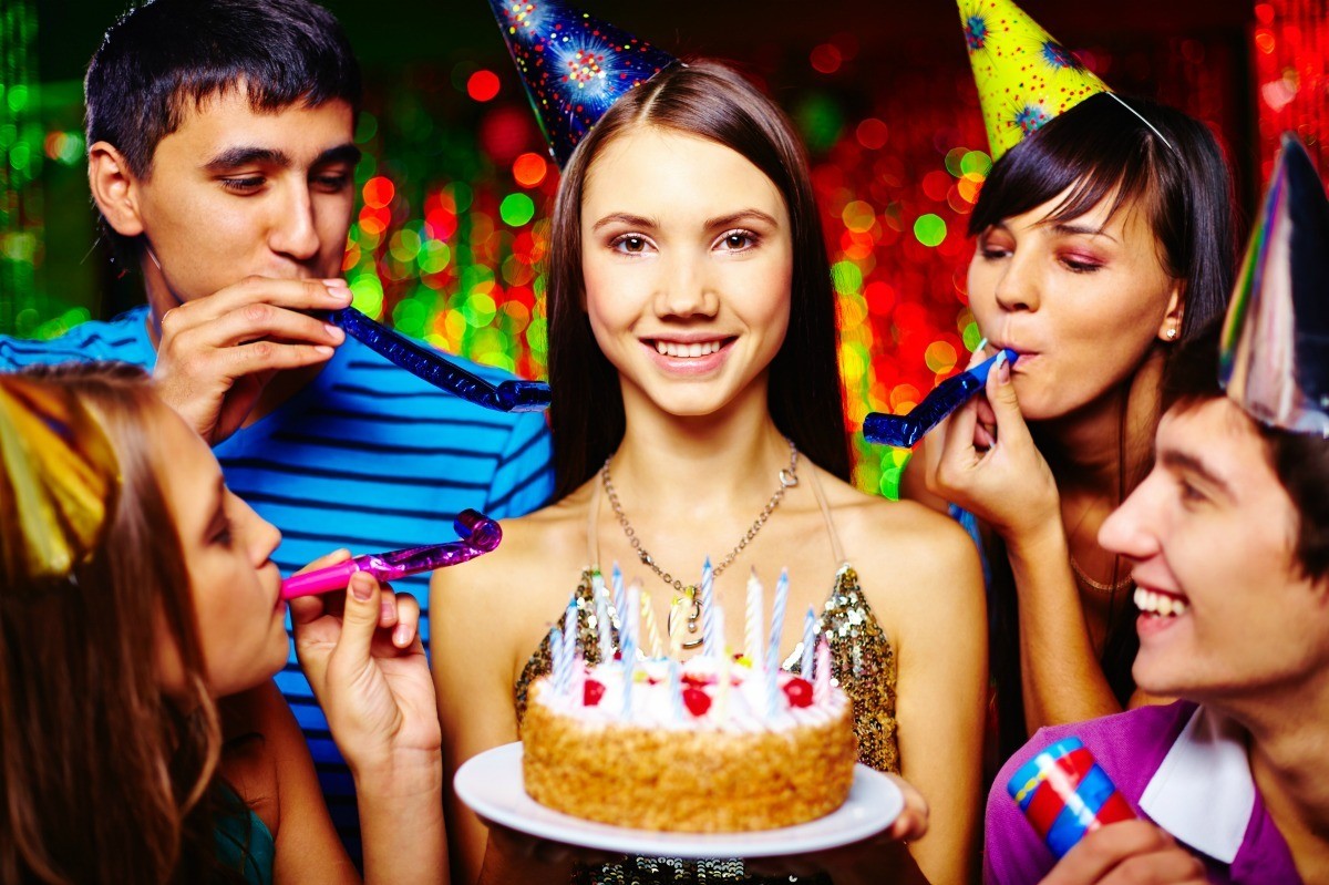 Planning a Boy/Girl Party for My 16 Year Old Daughter? | ThriftyFun