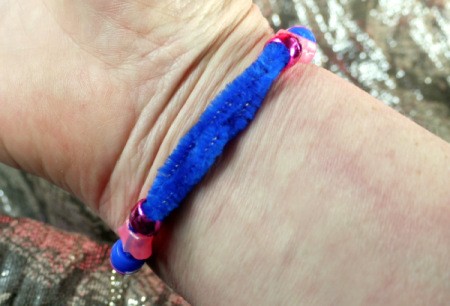 Pipe Cleaner Bracelets - tuck ends into the bead for neatness