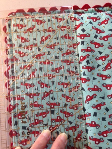 Whole Cloth Tied Quilt with Ric Rac Trim - measuring for tying