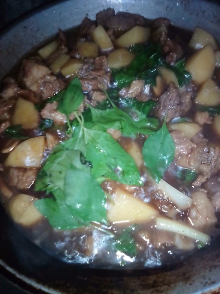 basil on beef stew