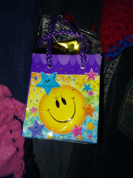 Using a balloon weight bag as gift bag