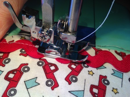 Whole Cloth Tied Quilt with Ric Rac Trim - close up of sewing on ric rac