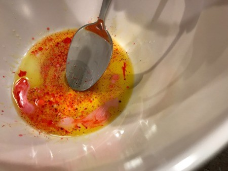 Homemade Bath Bombs - stir well