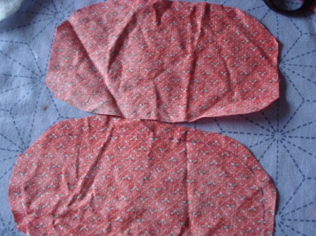 Pot Holders from Shoulder Pads - cut out two pieces of fabric