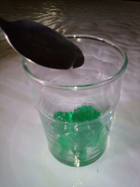 putting gelatin in cup