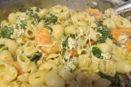 Shrimp Pasta with Pesto Sauce