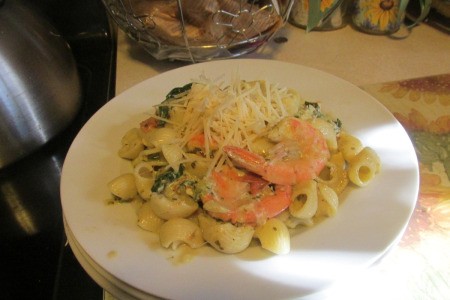 Shrimp Pasta with Pesto Sauce on plate