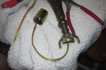 Rewiring a Living Room Lamp - socket removed