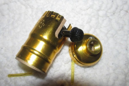 Rewiring a Living Room Lamp - remove brass covering on socket