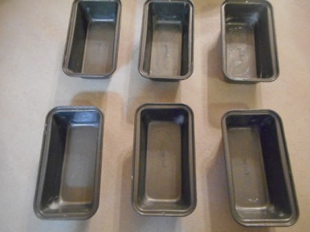 Bread loaf pans.