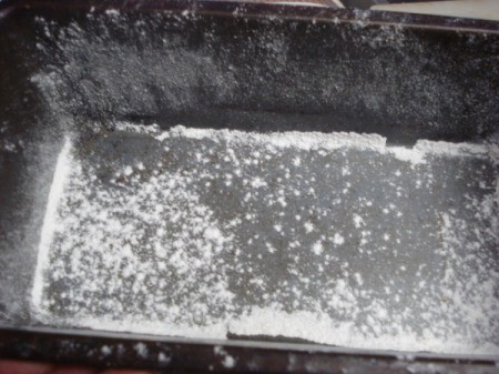 floured baking pan
