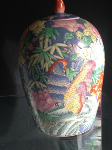 Value of Asian Motif Vase - view of one side of covered vase