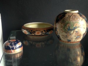 Value of Ceramic Bowls with Asian Motif - two bowls and a jar