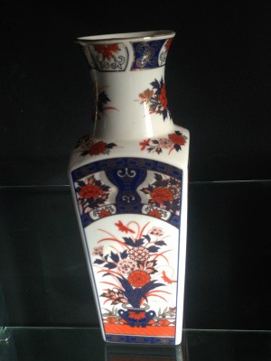 Information on Japanese Vase