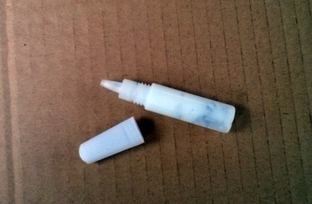 Easy Lace Bookmark - glue