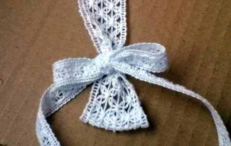 Easy Lace Bookmark -  adjust bow until you are satisfied