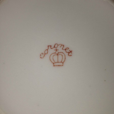 Information and Value of Dragon Motif Tea Service