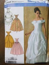 Discontinued Simplicity Pattern #4269 - photo of pattern envelop