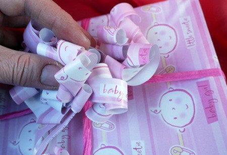 How to Make a Matching Curly Gift Bow - ruffle up the bow to hide the knot