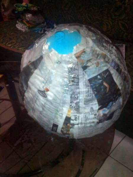 DIY Piñata - balloon covered