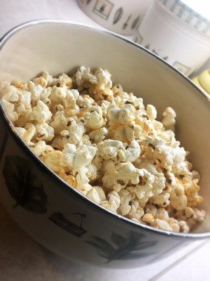 Best Stovetop Popcorn in bowl