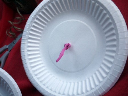 Fun Paper Plate Jelly Fish Decoration - ribbon knot on the underside