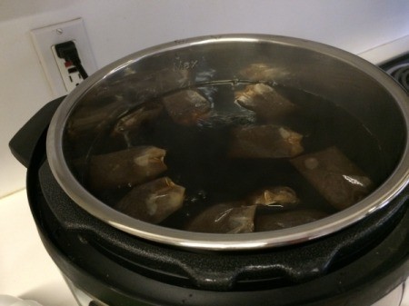 tea bags in pot