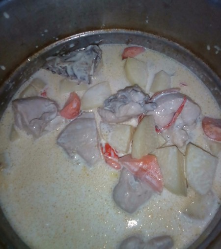 Chicken Ala King in pan