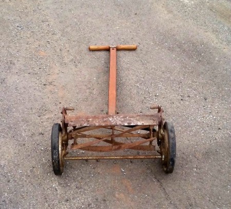 Identifying Reel Mower and Its Value