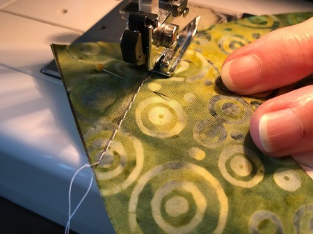 Clothespin Apron - sewing the diagonal line on bias strips