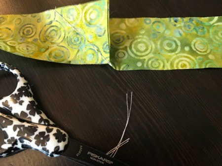 Clothespin Apron - view of diagonally sewn joint