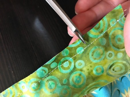 Clothespin Apron - clip curves