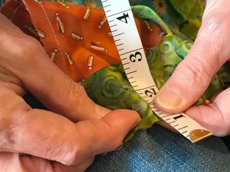 Clothespin Apron - measuring the seam allowance as it was difficult to see the fold