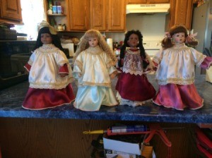 Identifying Porcelain Dolls - choir dolls