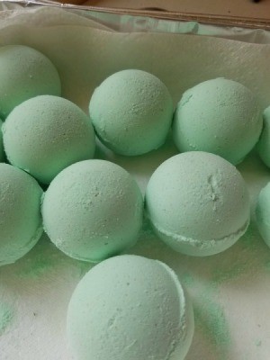 Bath Bombs Are Hard and Flakey - mint green bath bomb balls