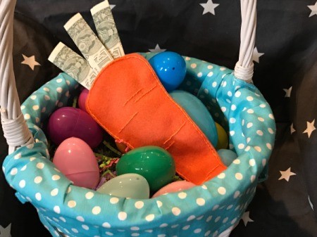 Felt Carrot Money Pocket