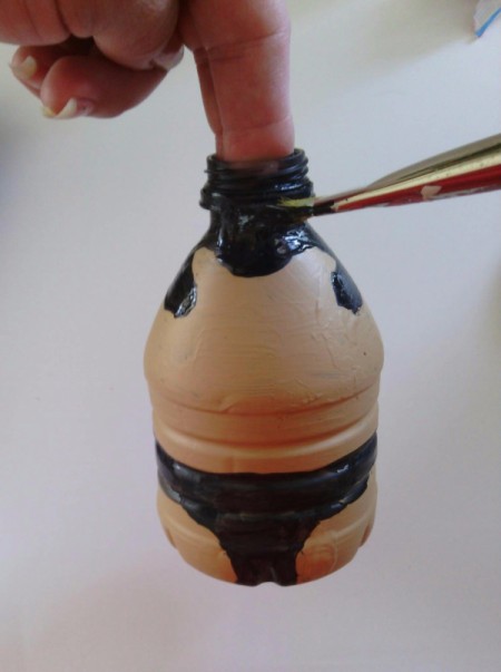Sumo Wrestler Salt and Pepper Shakers - painting neck of bottle and hair