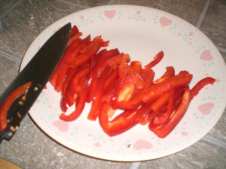 sliced red peppers