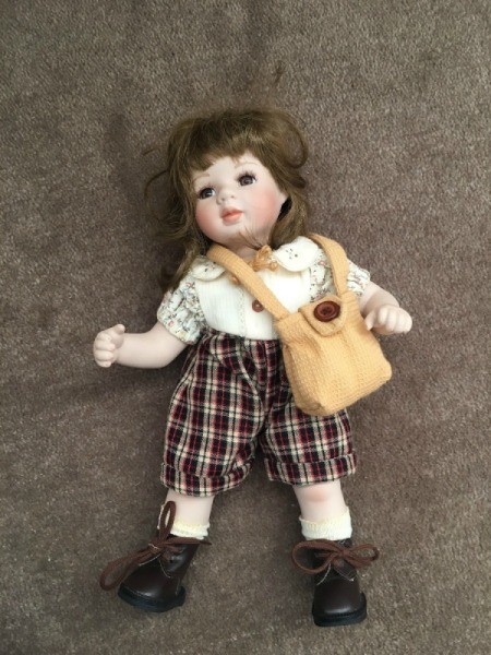 Identifying Porcelain Dolls